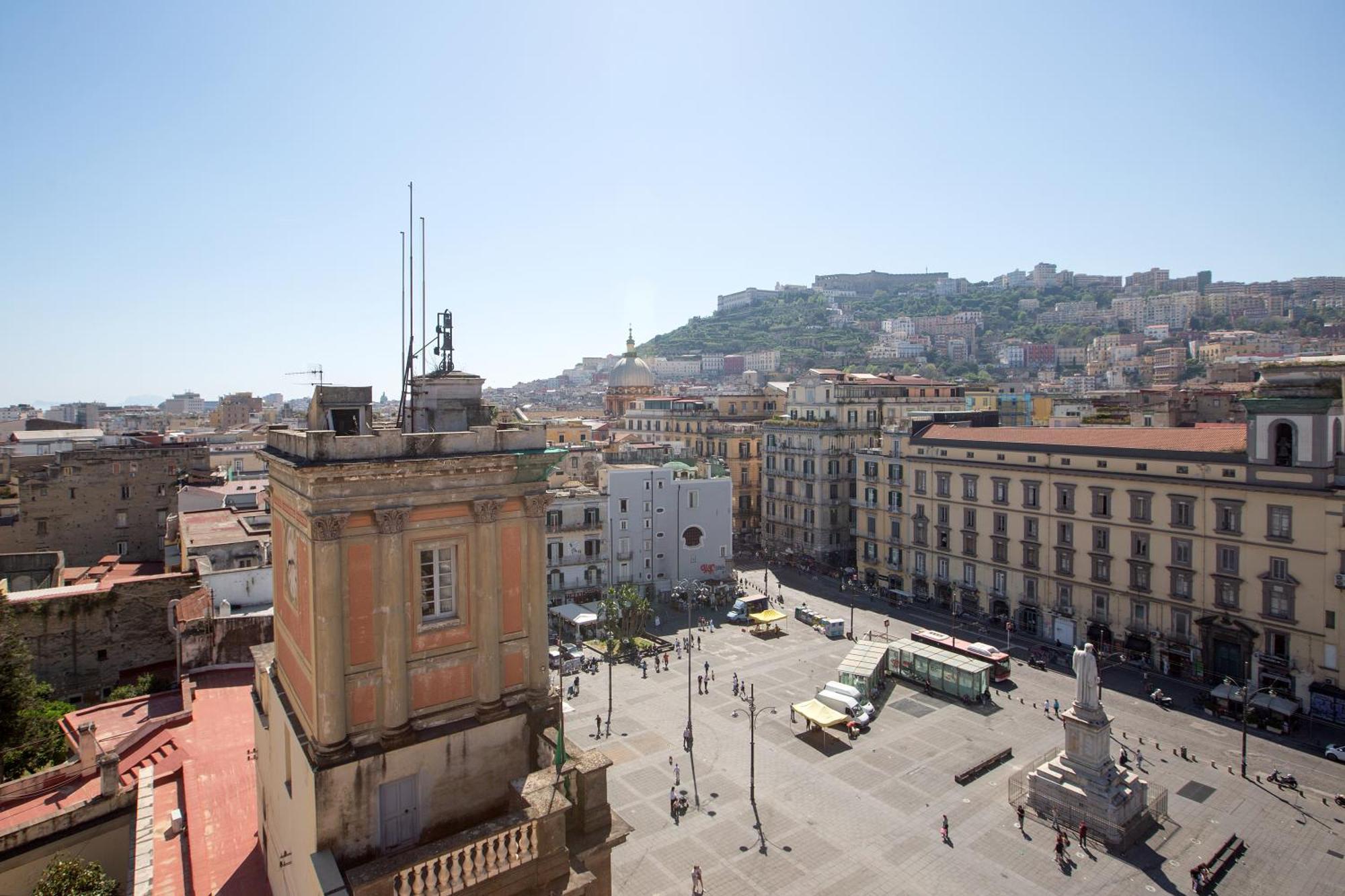 Galleria Port'Alba - Suites & Rooftop Napoli Bagian luar foto
