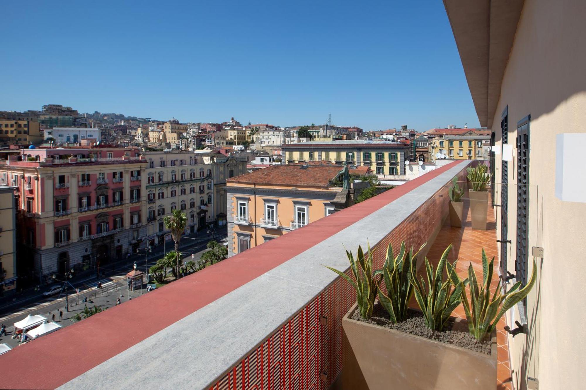 Galleria Port'Alba - Suites & Rooftop Napoli Bagian luar foto