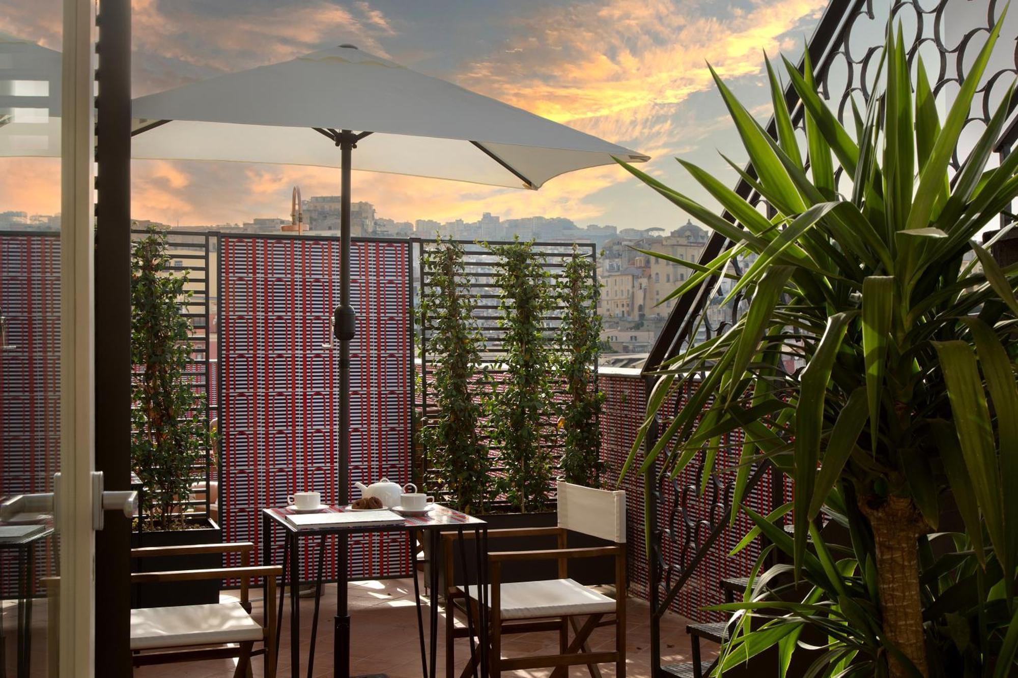 Galleria Port'Alba - Suites & Rooftop Napoli Bagian luar foto